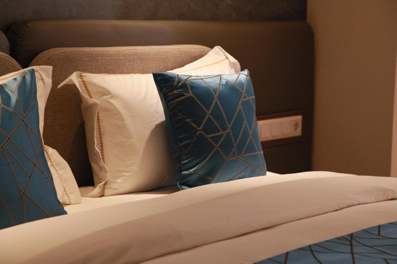Sofia International Hotel بيشكيك المظهر الخارجي الصورة