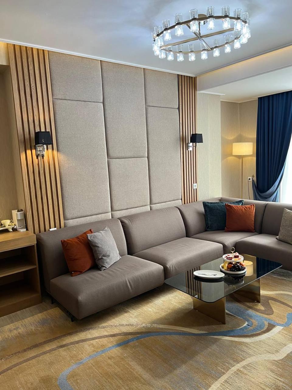 Sofia International Hotel بيشكيك المظهر الخارجي الصورة