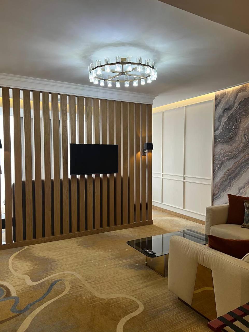 Sofia International Hotel بيشكيك المظهر الخارجي الصورة