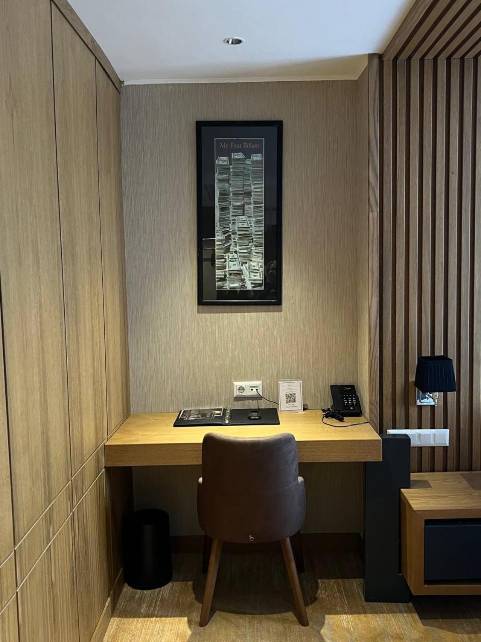 Sofia International Hotel بيشكيك المظهر الخارجي الصورة